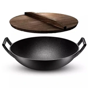 Litinový čínský wok 36,5 cm s dřevěnou poklicí