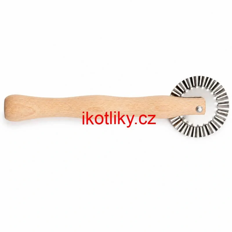 Dřevěné rádýlko na těsto 17 cm – vlnkované kolečko 5 cm
