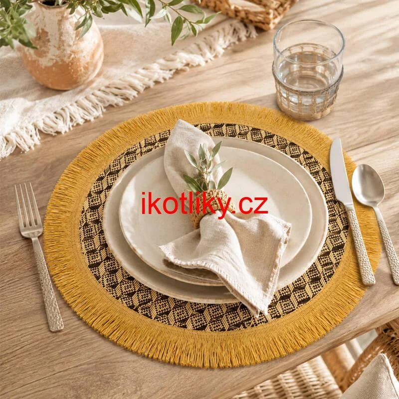 Přírodní podložka pod talíř se třásněmi 37 cm