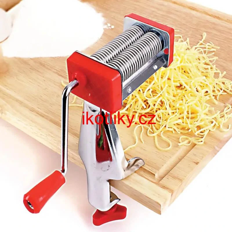 Strojek na nudle