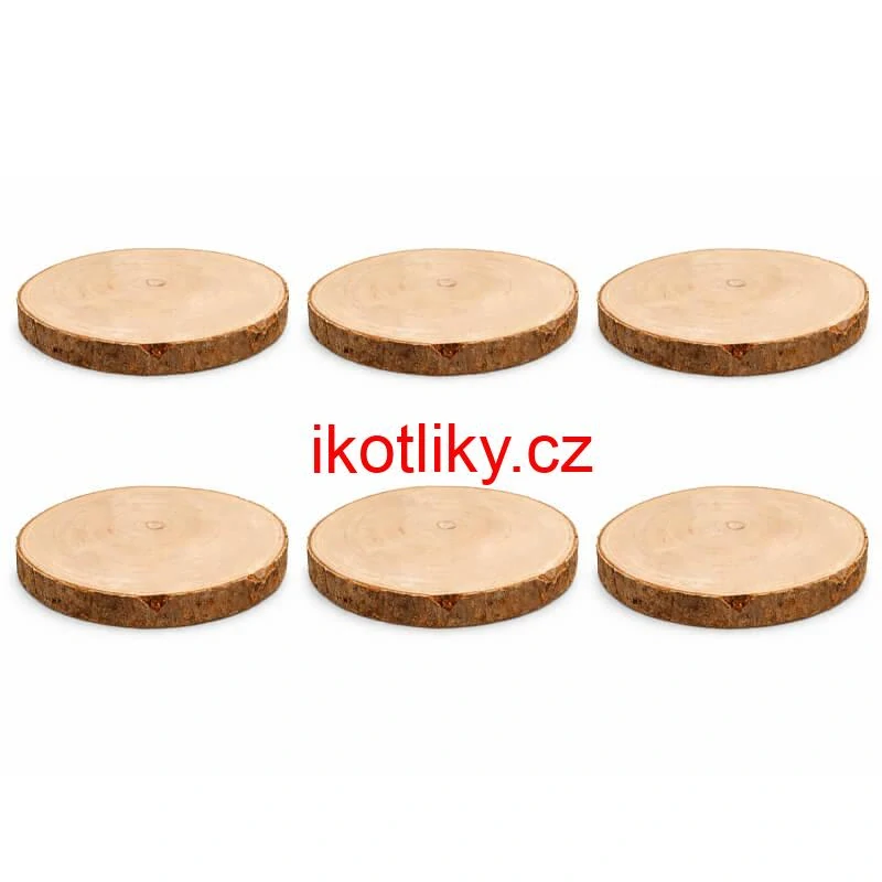 Sada 6 dřevěných podnosů z přírodního plátku dřeva s kůrou Ø 20–24 cm