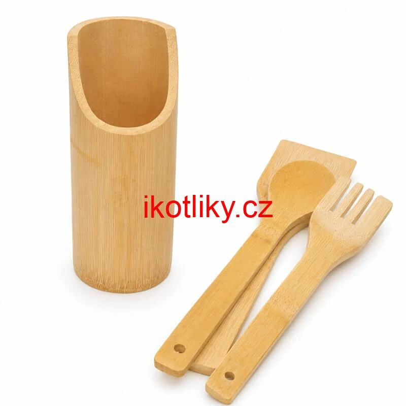 Dřevěná kuchyňská souprava se stojanem – 5 dílů