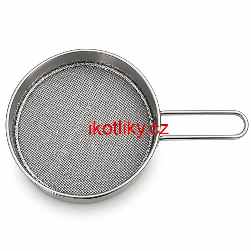 Malé nerezové sítko na cukr